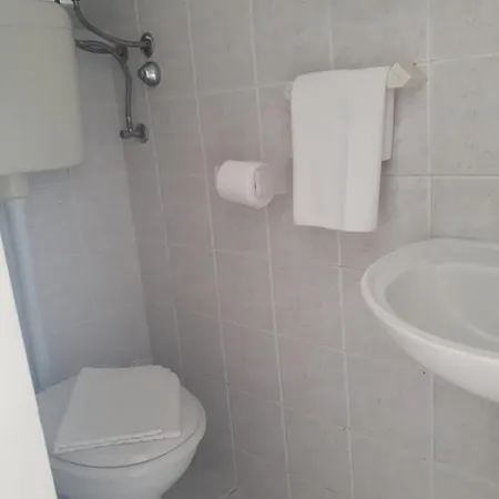 Apartman Maja *