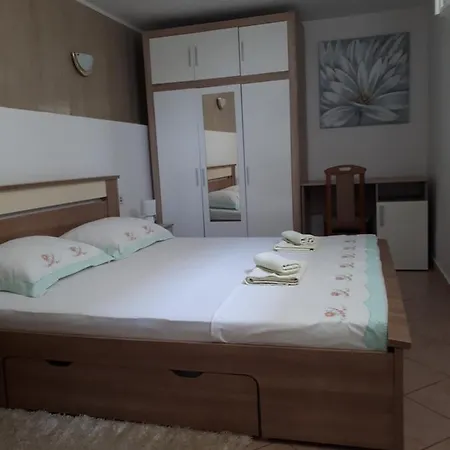 Maja Apartmán *